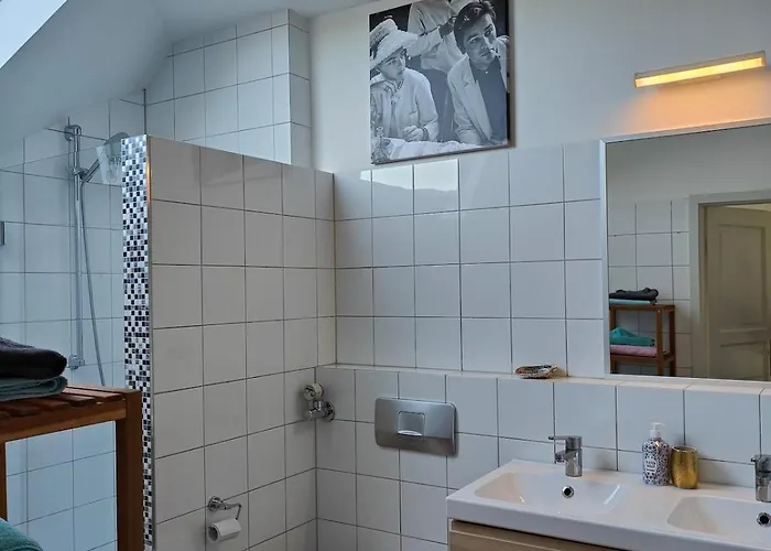 Im Loewental Galeriewohnung An Der Ruhr, 2 Schlafzimmer Auf 2 Ebenen Appartement Essen